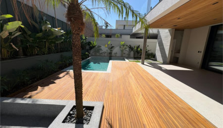 Casa à venda com 4 suítes no condomínio Villa Borghese, Indaiatuba - SP