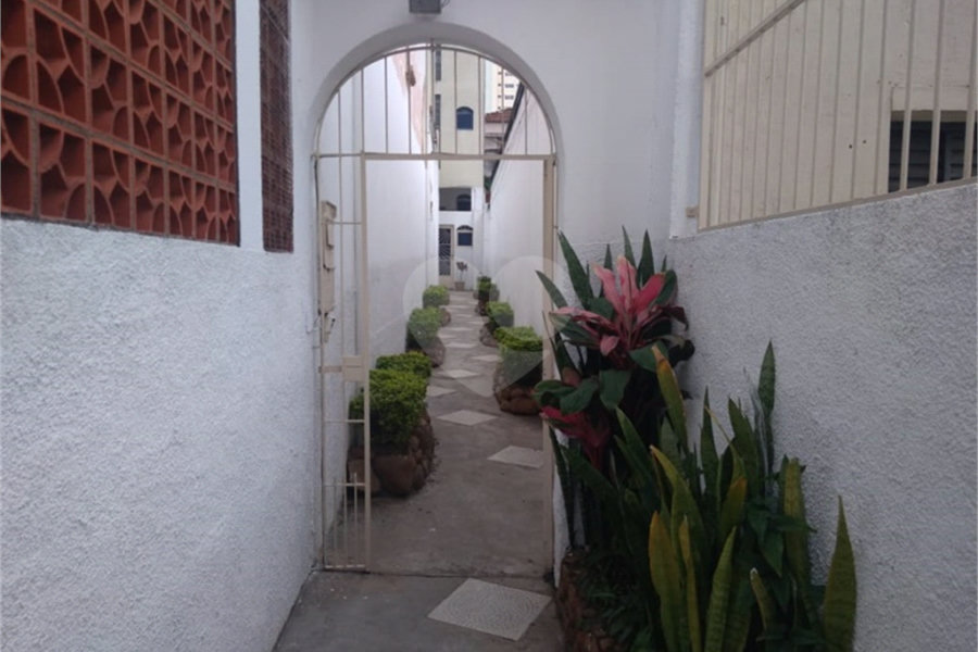 Prédio à venda com 3 quartos em Santana, São Paulo, SP