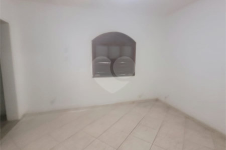 Casa Térrea à venda com 3 quartos em Campo Grande, Rio de Janeiro, RJ