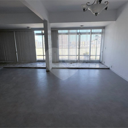 Cobertura à venda com 3 quartos, sendo 1 suíte,  em Vila Isabel, Rio de Janeiro, RJ