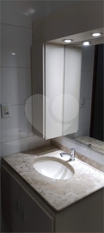 Sobrado à venda com 2 quartos em Tremembé, São Paulo, SP
