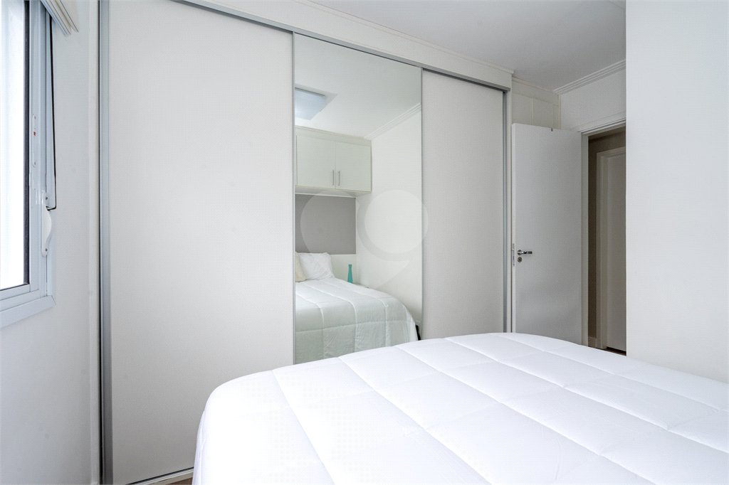 Apartamento à venda com 3 quartos, sendo 1 suíte,  em Jardim Parque Morumbi, São Paulo, SP