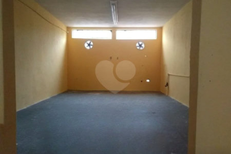 Salão Comercial para locação, 150m2, Penha, próximo ao Metrô Guilhermina Esperança