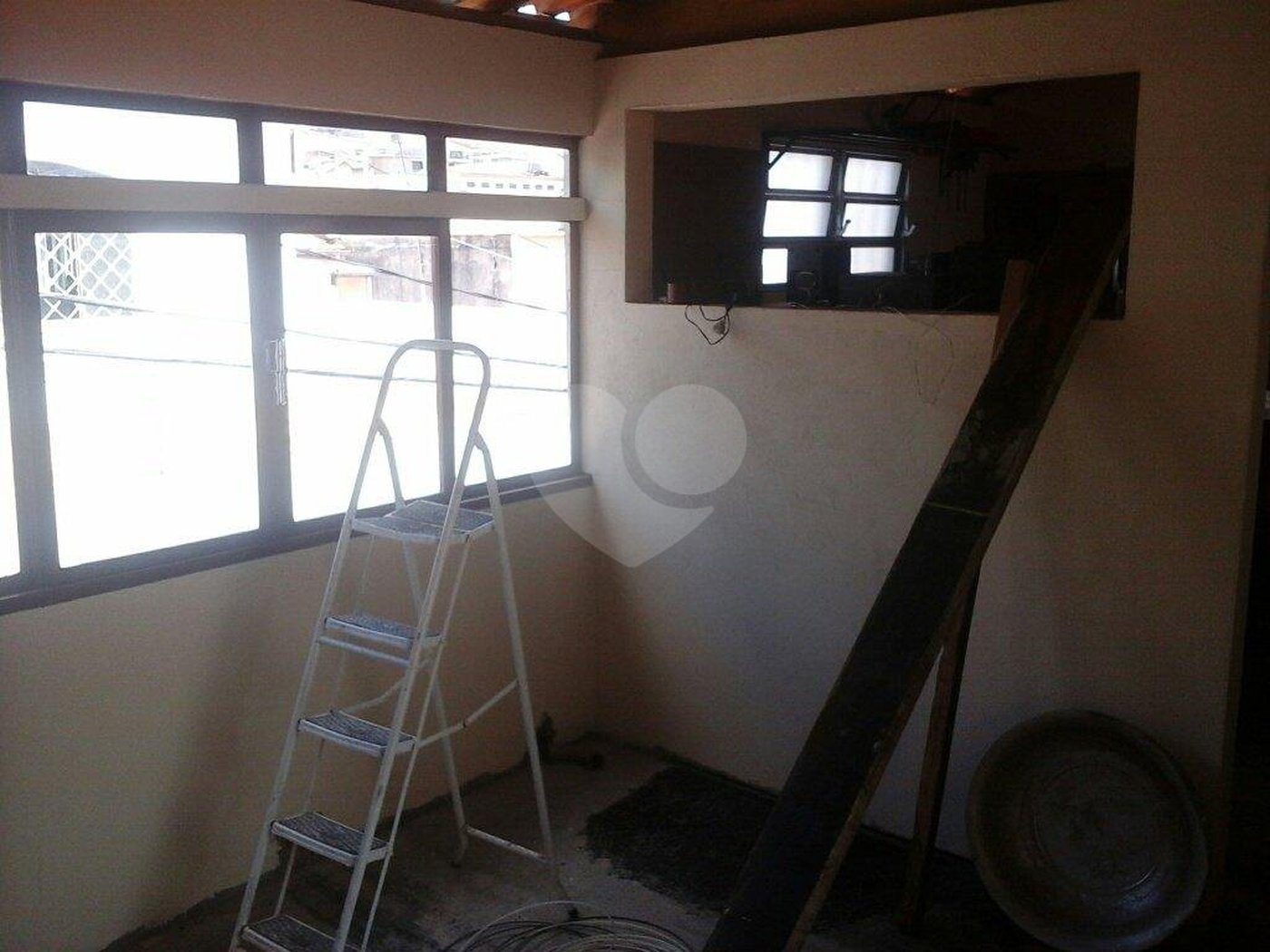 Casa de Vila à venda com 4 quartos, sendo 1 suíte, no condomínio Travessa Isadora,4, São Paulo - SP