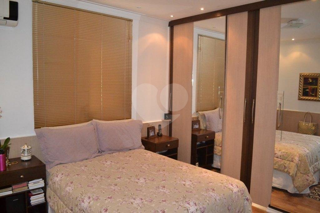 Sobrado à venda com 3 quartos, sendo 1 suíte, em Tremembé, São Paulo, SP