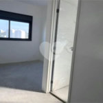 Apartamento à venda com 3 quartos, sendo 1 suíte,  em Vila Independência, São Paulo, SP