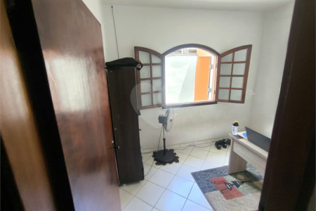 Casa à venda com 5 quartos, sendo 2 suítes, em Jardim Umarizal, São Paulo, SP