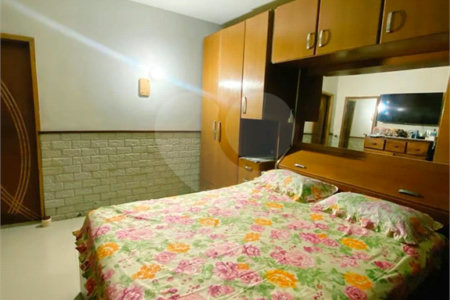 Casa à venda com 3 quartos em Santa Cruz, Rio de Janeiro, RJ
