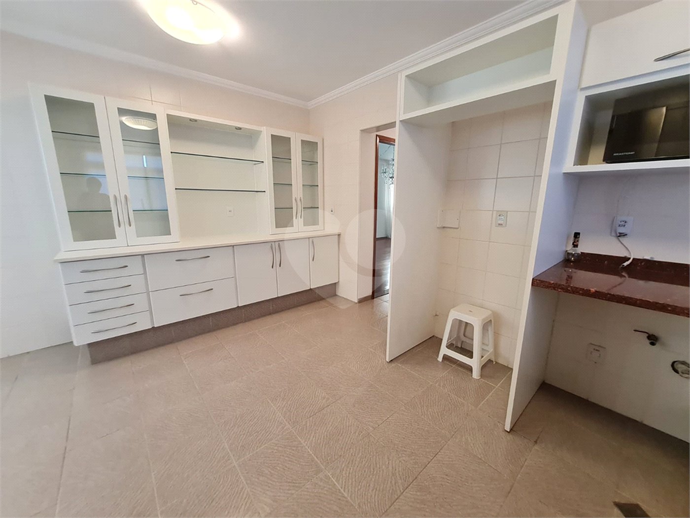 Apartamento à venda com 3 quartos, sendo 1 suíte,  em Vila Angeli, Valinhos, SP
