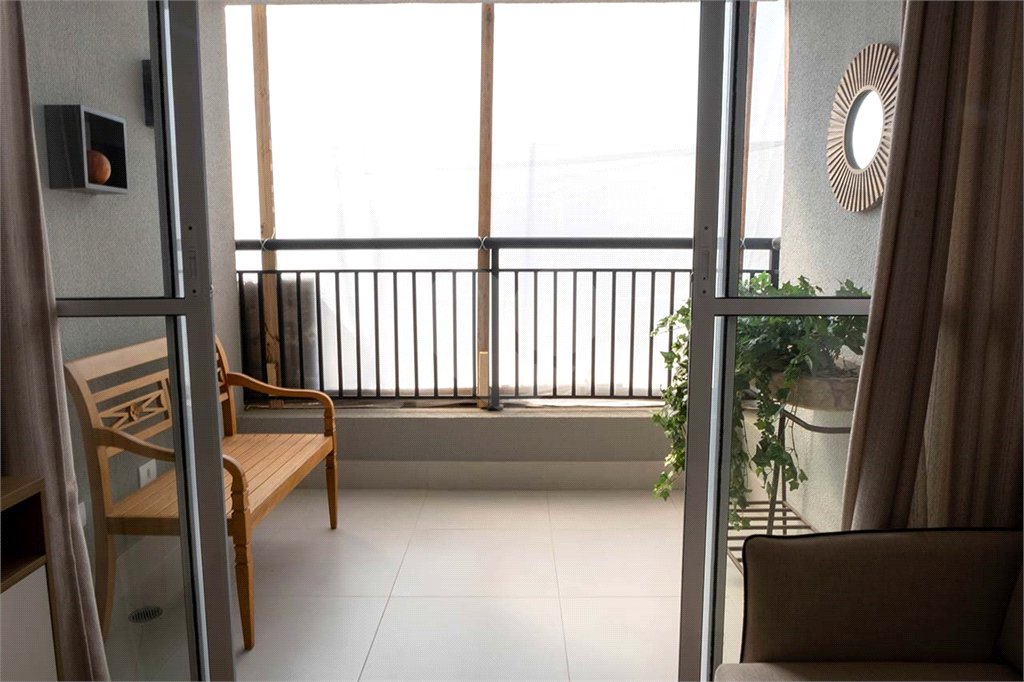 Apartamento à venda com 2 quartos, sendo 1 suíte, em Vila Paulista, São Paulo, SP