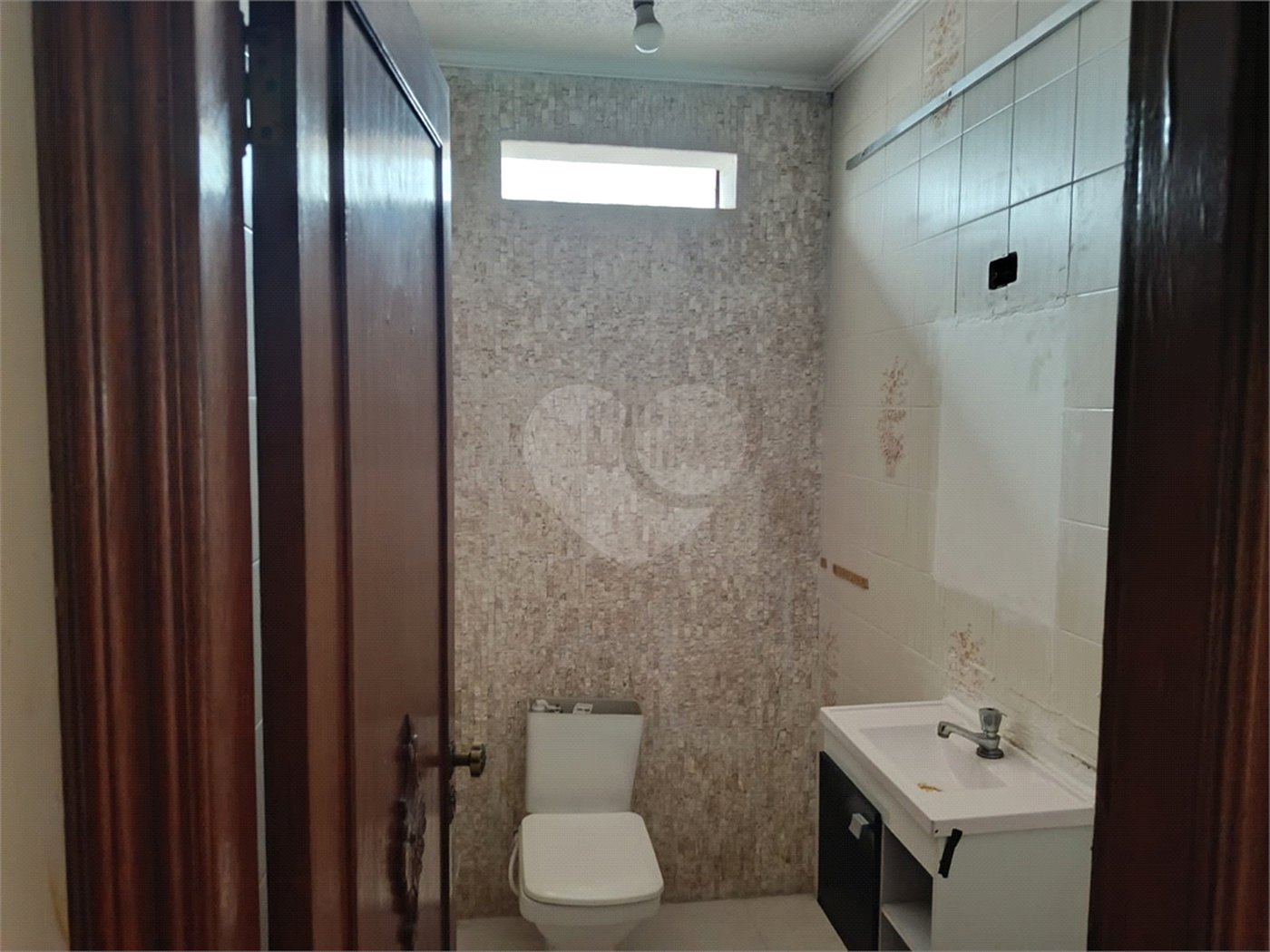 Oportunidade! Sobrado 3 Dorms/ 1 Suíte e 2 Vagas
