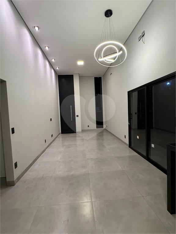 Casa à venda com 3 suítes no condomínio Village Damha III, Araraquara - SP