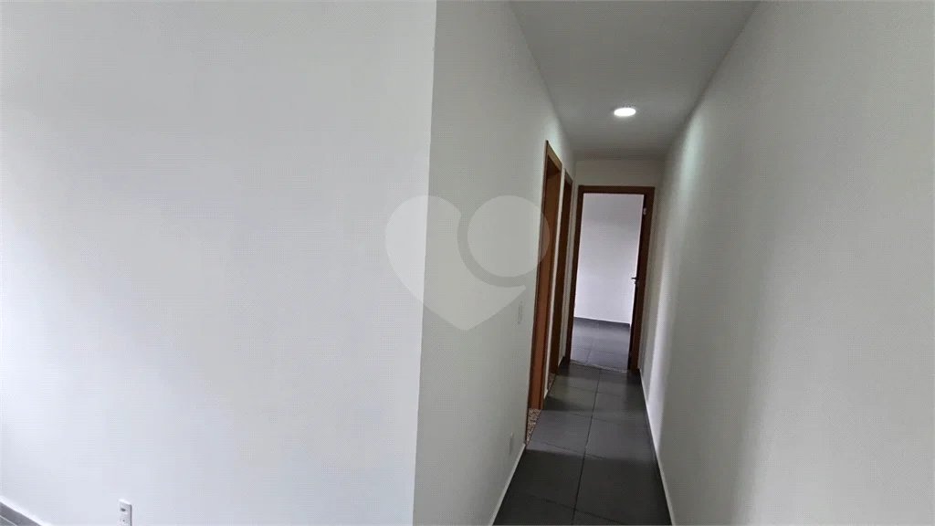 APARTAMENTO COM DOIS DORMITÓRIOS E UMA VAGA NA RAIMUNDO PEREIRA DE MAGALHÃES.