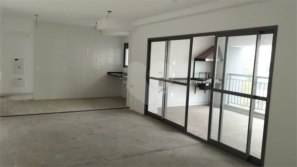 Apartamento à venda ou para alugar com 3 suítes em Mooca, São Paulo, SP