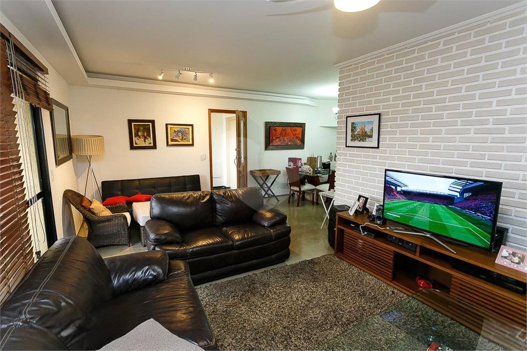 Apartamento à venda com 3 quartos, sendo 1 suíte,  em Paraíso do Morumbi, São Paulo, SP