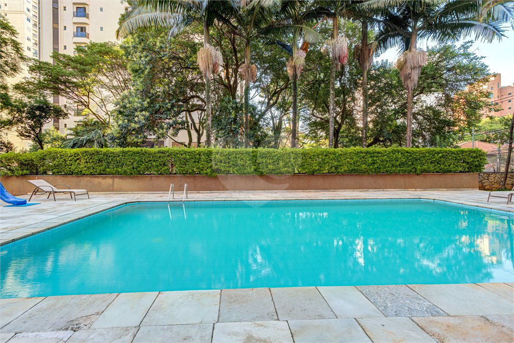 Apartamento à venda com 4 suítes em Moema, São Paulo, SP