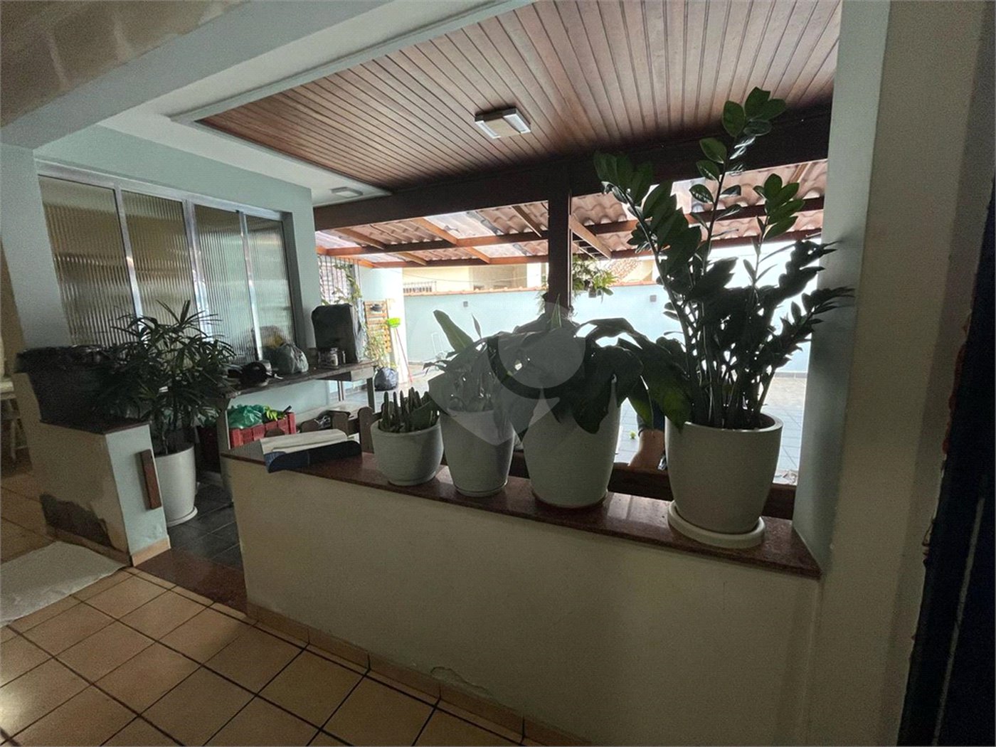 Casa à venda com 3 quartos, sendo 1 suíte,  em Jardim Casablanca, São Paulo, SP