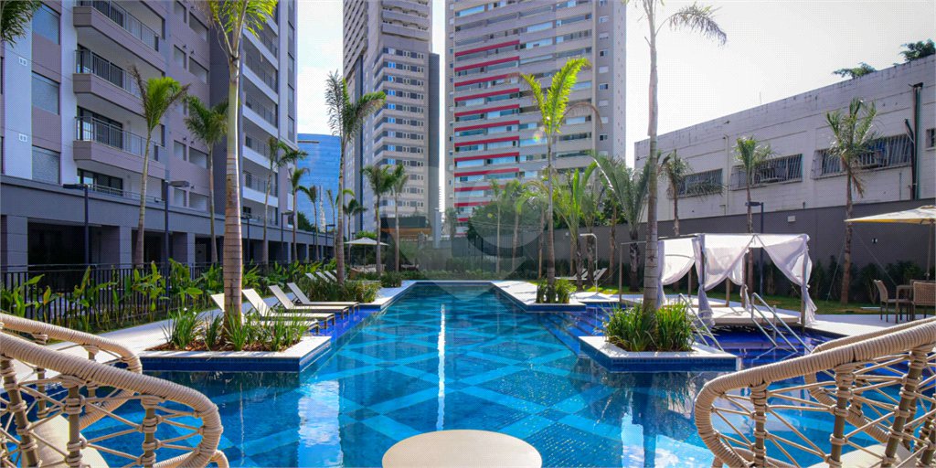 Apartamento à venda com 3 quartos, sendo 1 suíte, em Barra Funda, São Paulo, SP