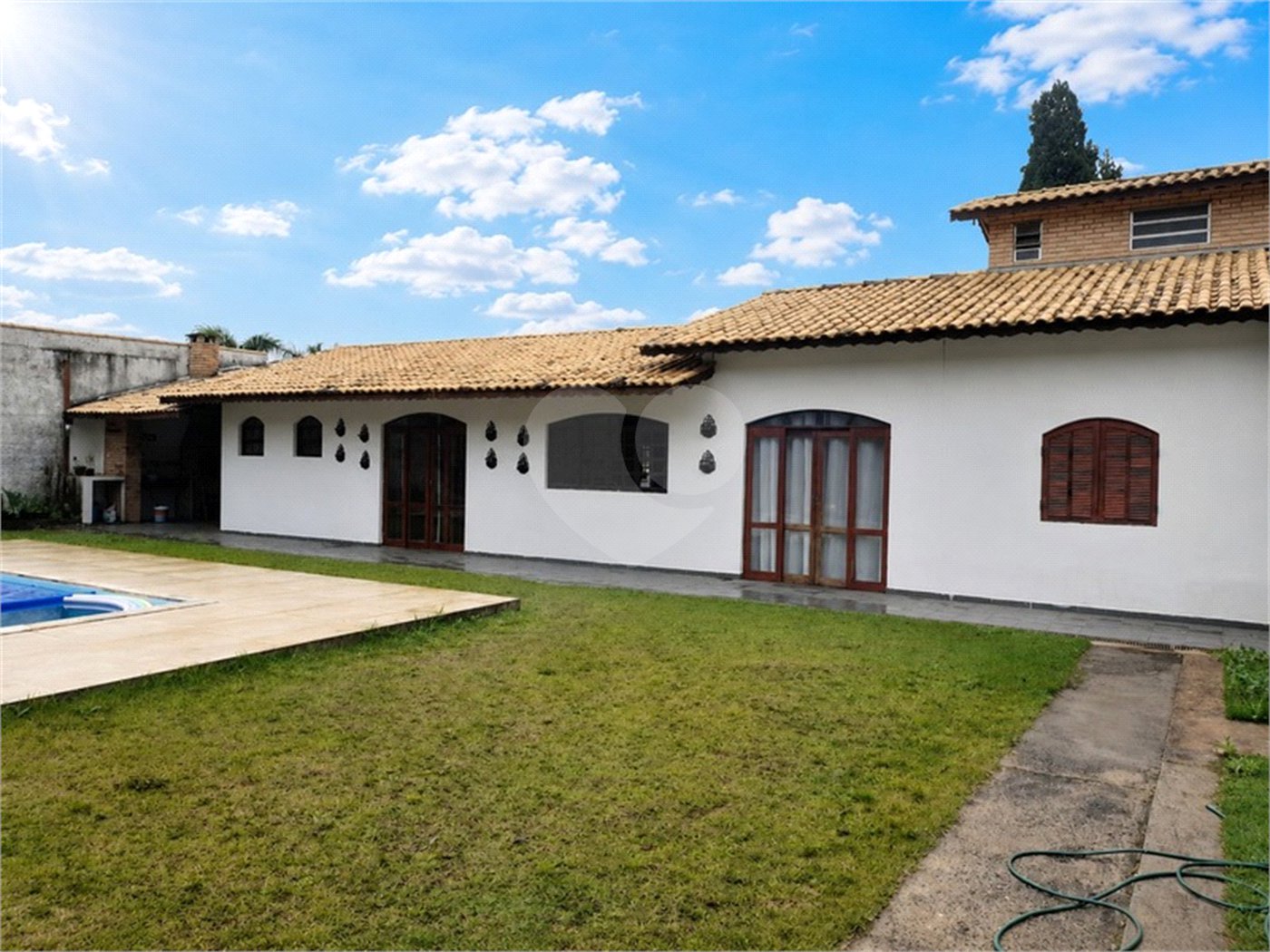 Chácara à venda com 3 suítes em Pavão (canguera), São Roque, SP