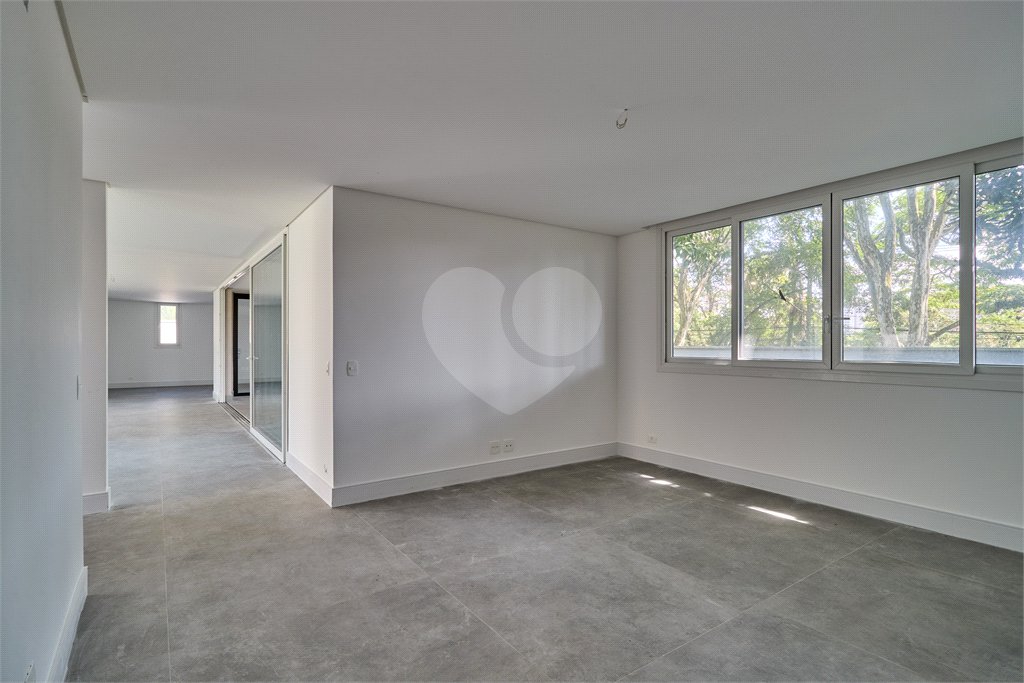 Casa à venda com 4 suítes no condomínio Liló, São Paulo - SP