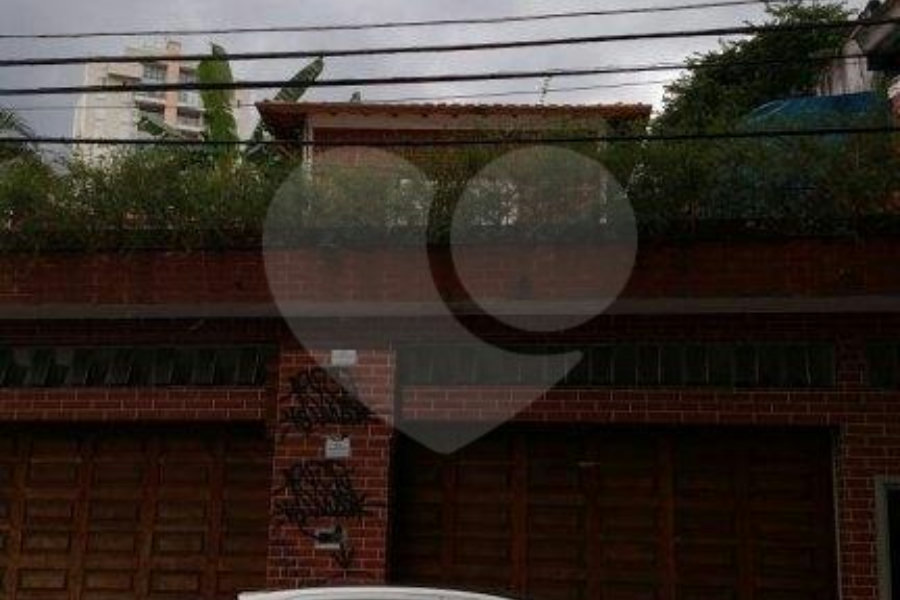 Casa à venda com 3 quartos, sendo 1 suíte, em Santana, São Paulo, SP
