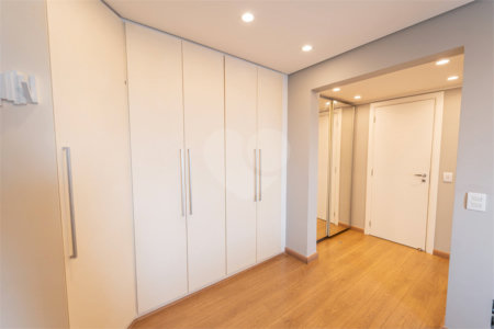 Apartamento à venda com 3 quartos, sendo 1 suíte,  em Vila Mascote, São Paulo, SP