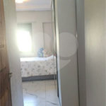 Indaiatuba- condominio Vale das Laranjeiras - Itaici - Terreno 3040,00 ms- construida 220ms - 3 dormitórios, sendo 2 suítes e uma suíte master com closet, além de uma sala ampla com 3 ambientes, Cozinha planejada,, campo de futebol/vôlei, Area de lazer com piscina, espaço gourmet com churrasque