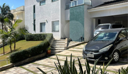 Casa à venda com 4 suítes no condomínio Aruã Lagos, Mogi das Cruzes - SP