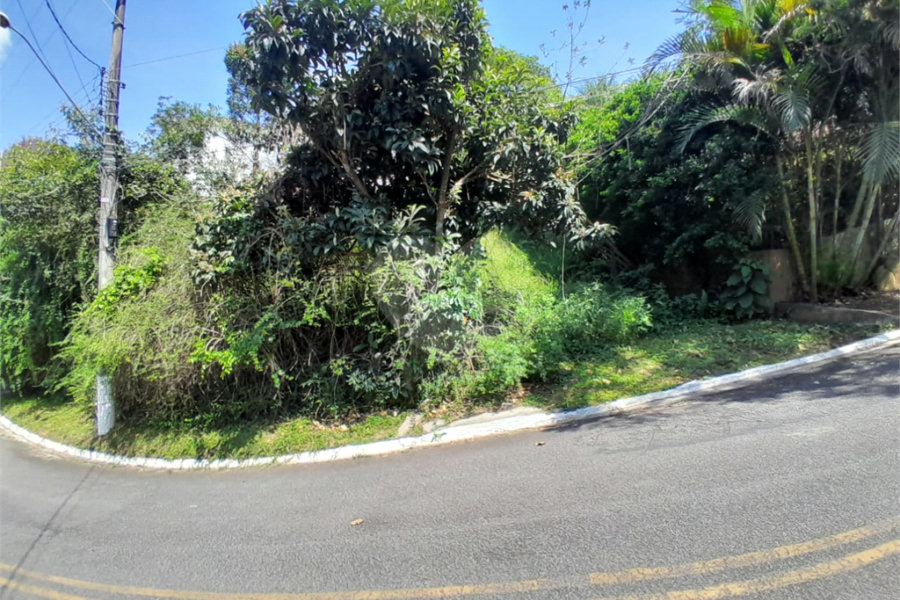 Terreno à venda no condomínio Suíça da Cantareira, Mairiporã - SP
