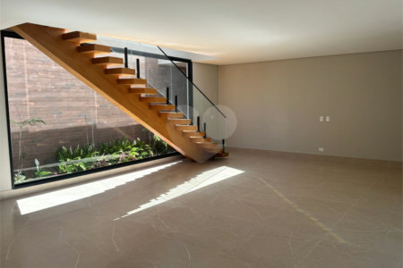 Casa à venda com 4 suítes no condomínio Villas do Golf, Itu - SP