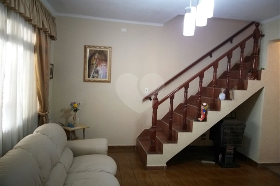 Sobrado à venda com 3 quartos, sendo 2 suítes, em Vila Nova Mazzei, São Paulo, SP