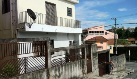 Sobrado à venda com 3 quartos em Parada Inglesa, São Paulo, SP