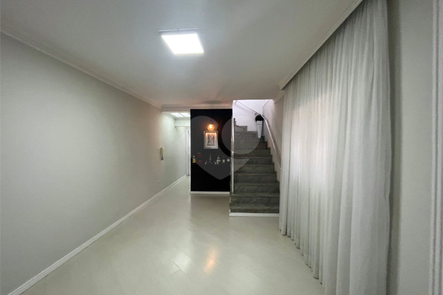 Sobrado à venda com 3 quartos, sendo 1 suíte, em Tucuruvi, São Paulo, SP