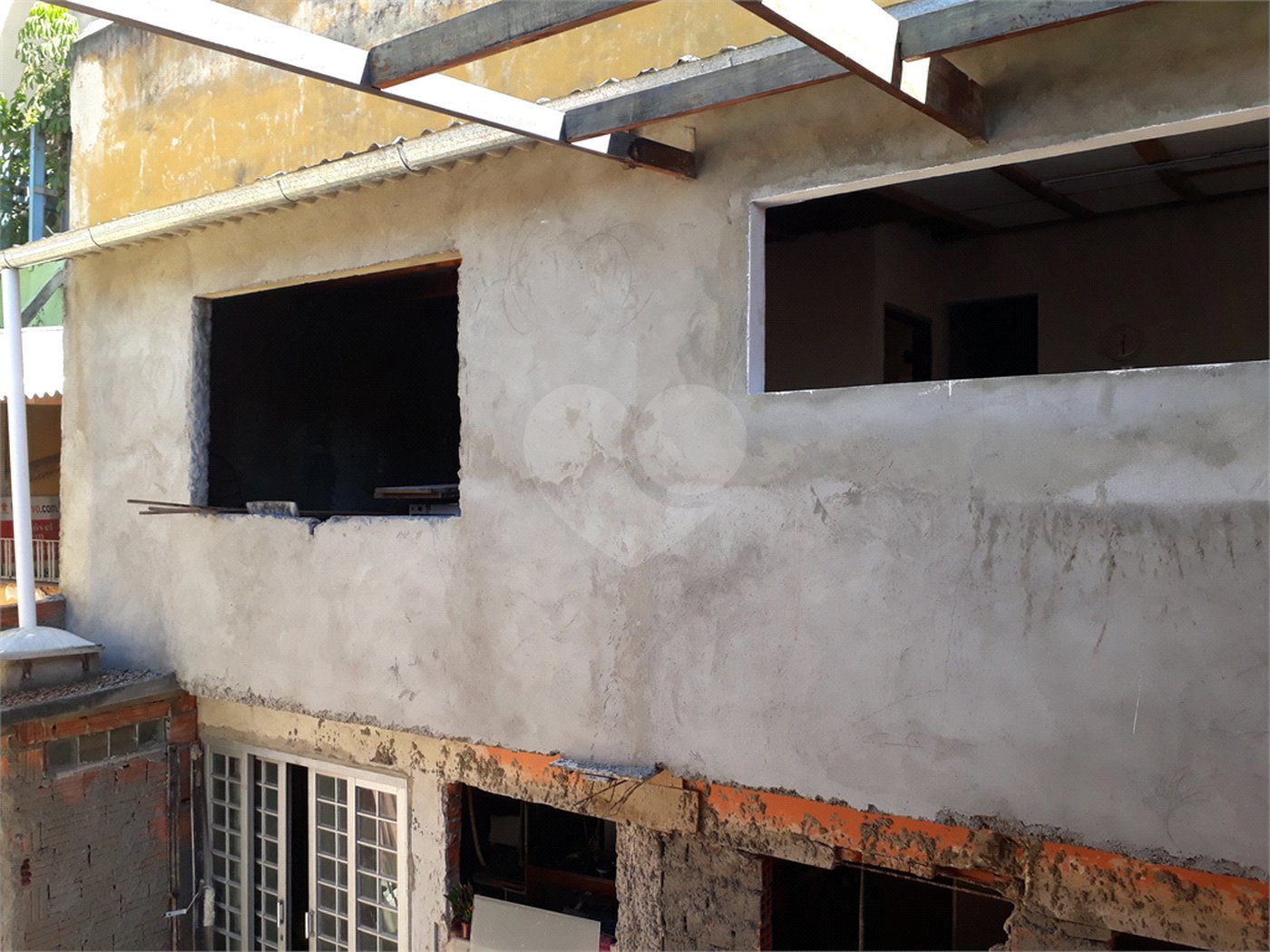 Sobrado à venda com 4 quartos, sendo 2 suítes, em Santana, São Paulo, SP