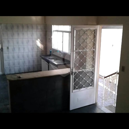 Sobrado à venda com 4 quartos, sendo 2 suítes,  em Jardim Regina, Indaiatuba, SP