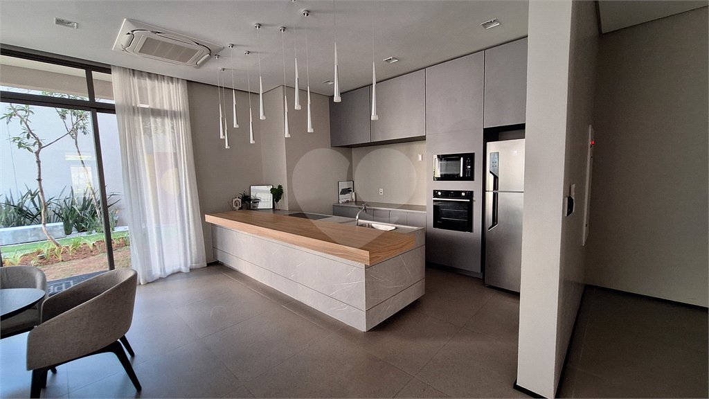 Apartamento à venda com 3 suítes em Vila Romana, São Paulo, SP