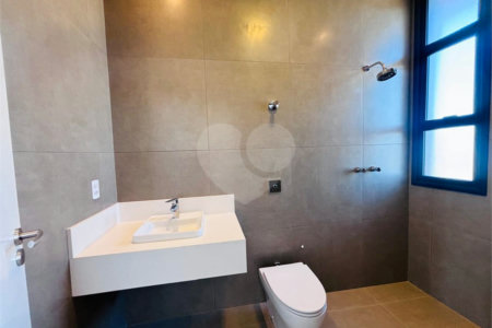 Casa à venda com 4 quartos, sendo 3 suítes, no condomínio Residencial Chácara Ondina, Sorocaba - SP