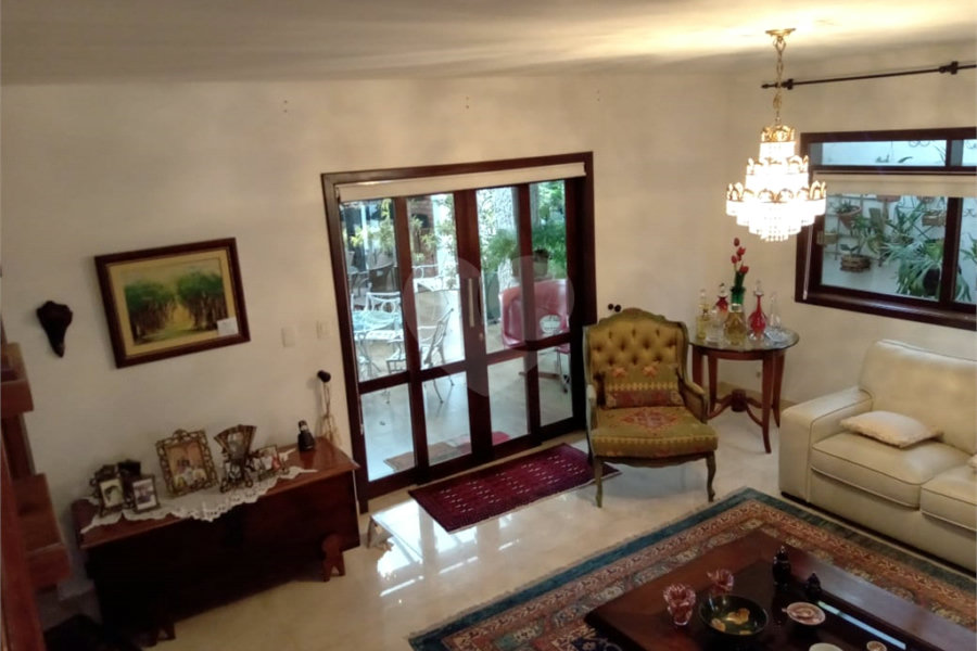 Casa à venda com 3 quartos, sendo 2 suítes, em Cidade Jardim, Mairiporã, SP