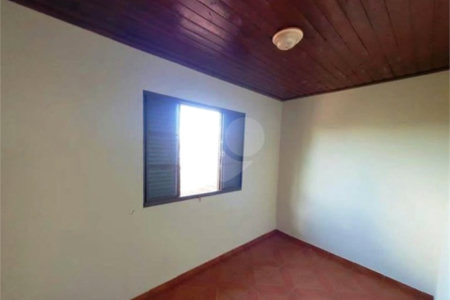 Casa à venda com 3 quartos, sendo 1 suíte, no Centro, Ouro Fino, MG
