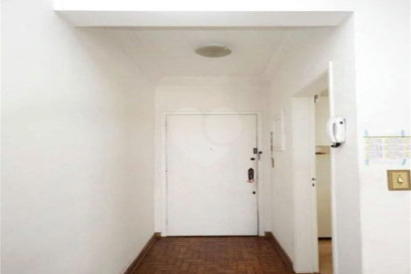 Apartamento de 84m2 com 2 Quartos e 1 banheiro à Venda na Bela Vista