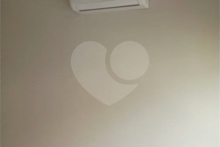 Casa à venda ou para alugar com 3 suítes no condomínio Quinta das Oliveiras, Valinhos - SP