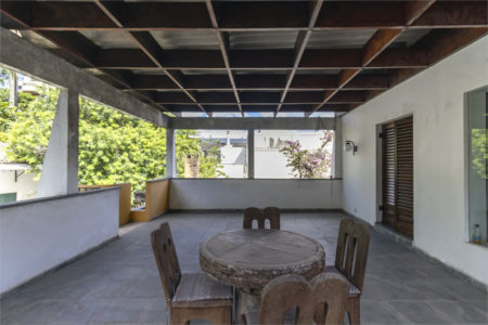 Sobrado à venda com 4 quartos, sendo 2 suítes, em Vila Morumbi, São Paulo, SP