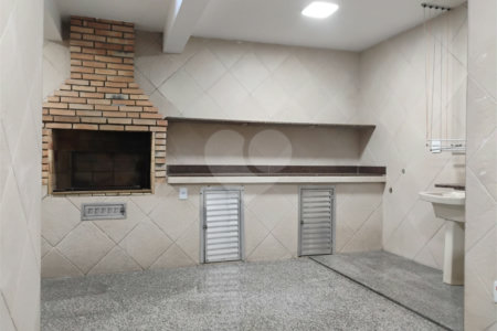 Sobrado à venda com 3 quartos, sendo 1 suíte, em Vila Paulista, São Paulo, SP