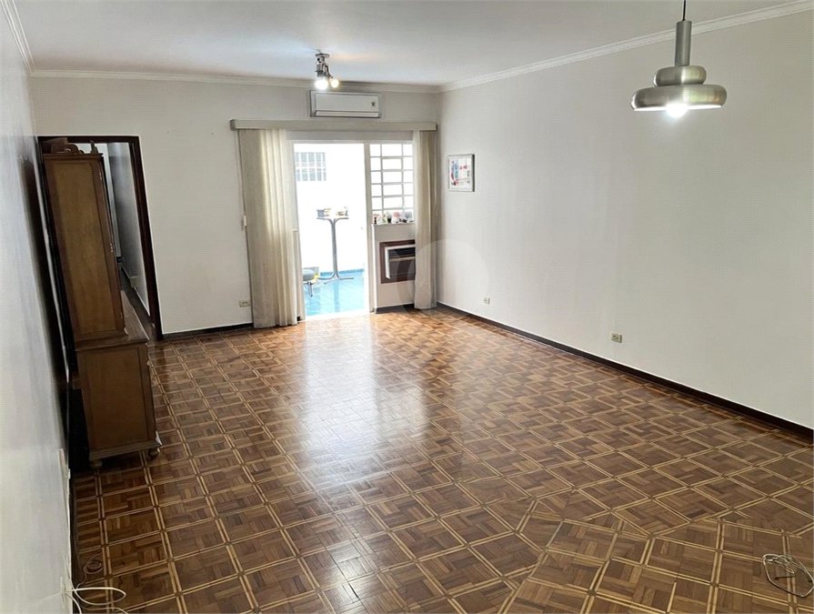 Sobrado à venda ou para alugar com 3 quartos, sendo 2 suítes, em Santana, São Paulo, SP