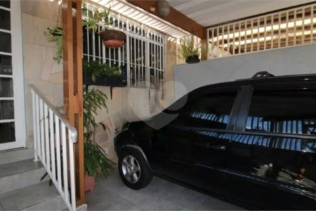 Sobrado à venda com 3 quartos, sendo 1 suíte, em Parque Vitória, São Paulo, SP