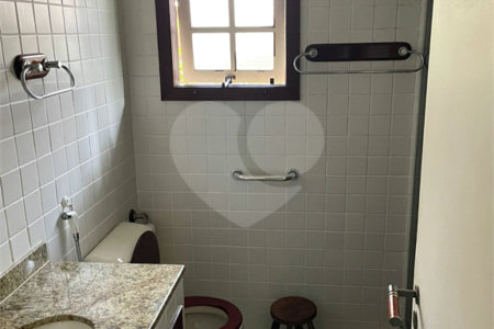 Casa em condomínio à venda com 2 quartos, sendo 1 suíte,  em Portal da Ferradura, Armação dos Búzios, RJ