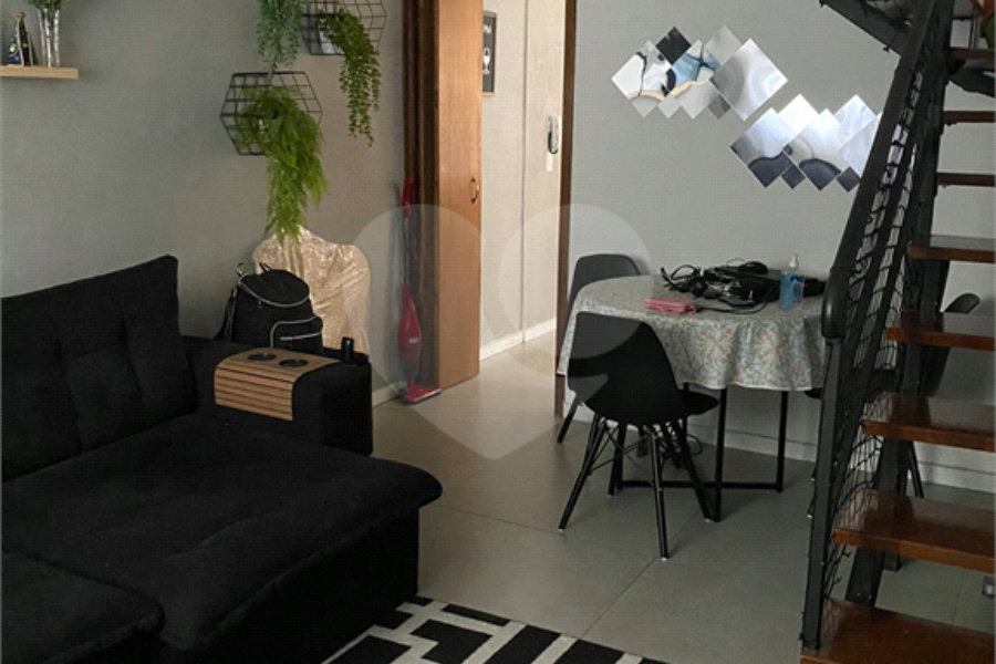 Casa à venda com 2 quartos no condomínio Goiás, São Paulo - SP