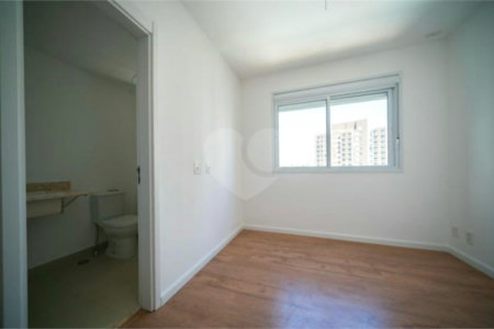 Apartamento à venda com 3 suítes em Vila Andrade, São Paulo, SP