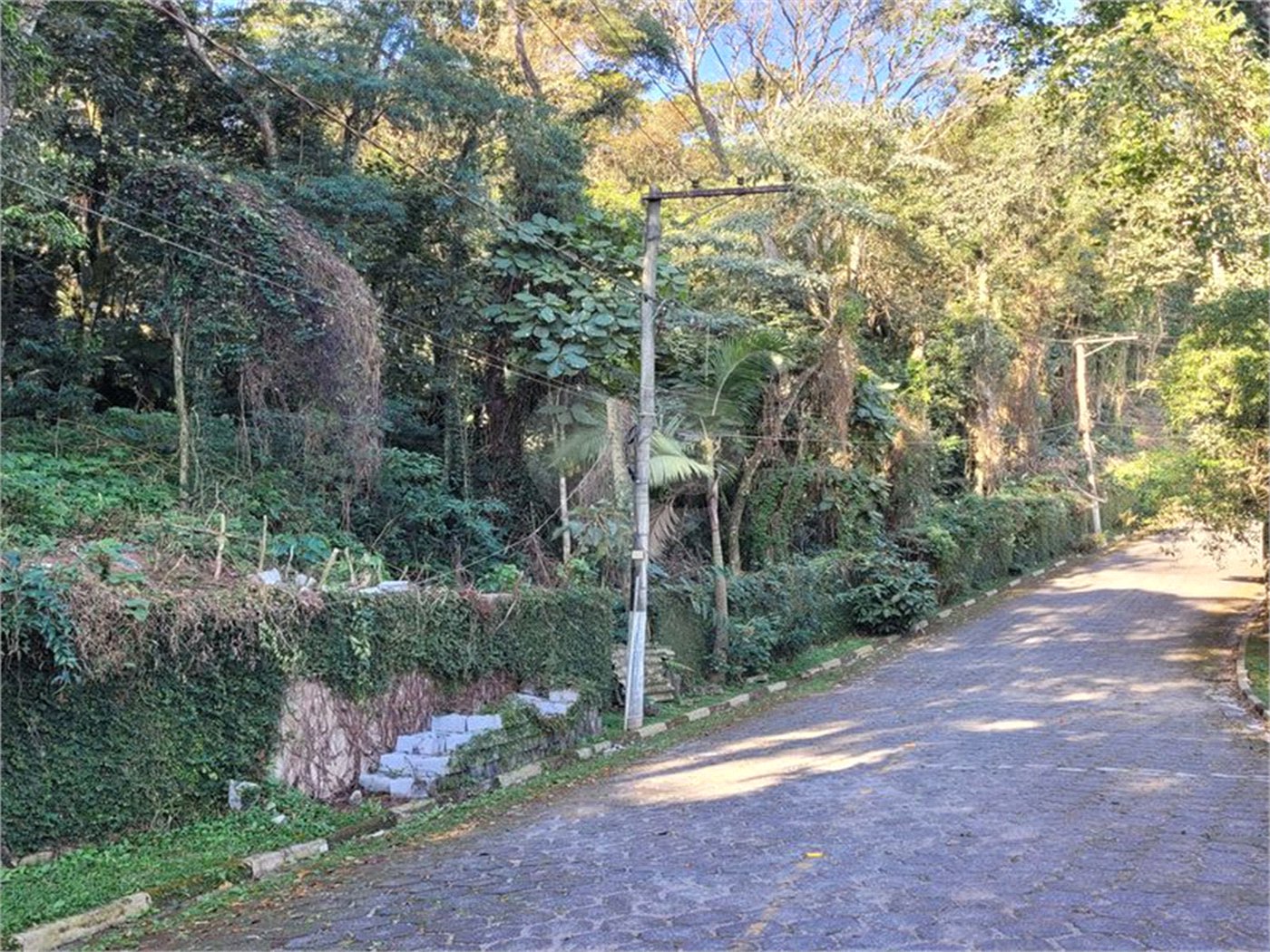 Terreno à venda no condomínio Parque Imperial da Cantareira, Mairiporã - SP