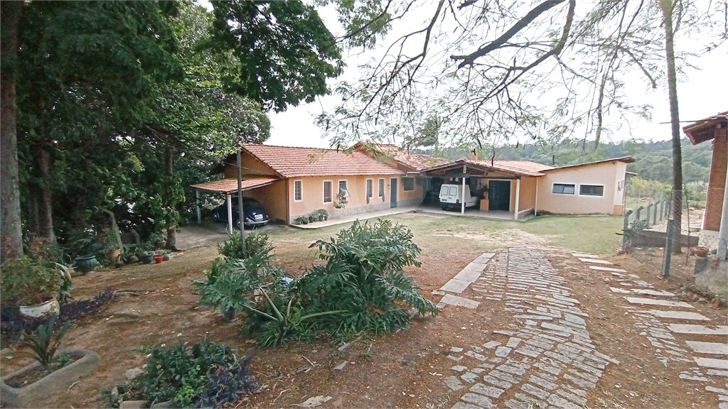 Chácara à venda com 3 quartos no Centro, Vinhedo, SP